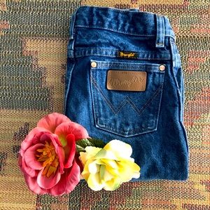24x27 Tiny VTG Wranglers high waisted jean